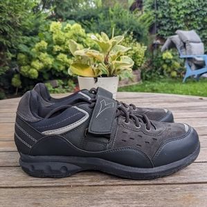 2 For $50! Diadora cycling shoes w cleats mens 8.5